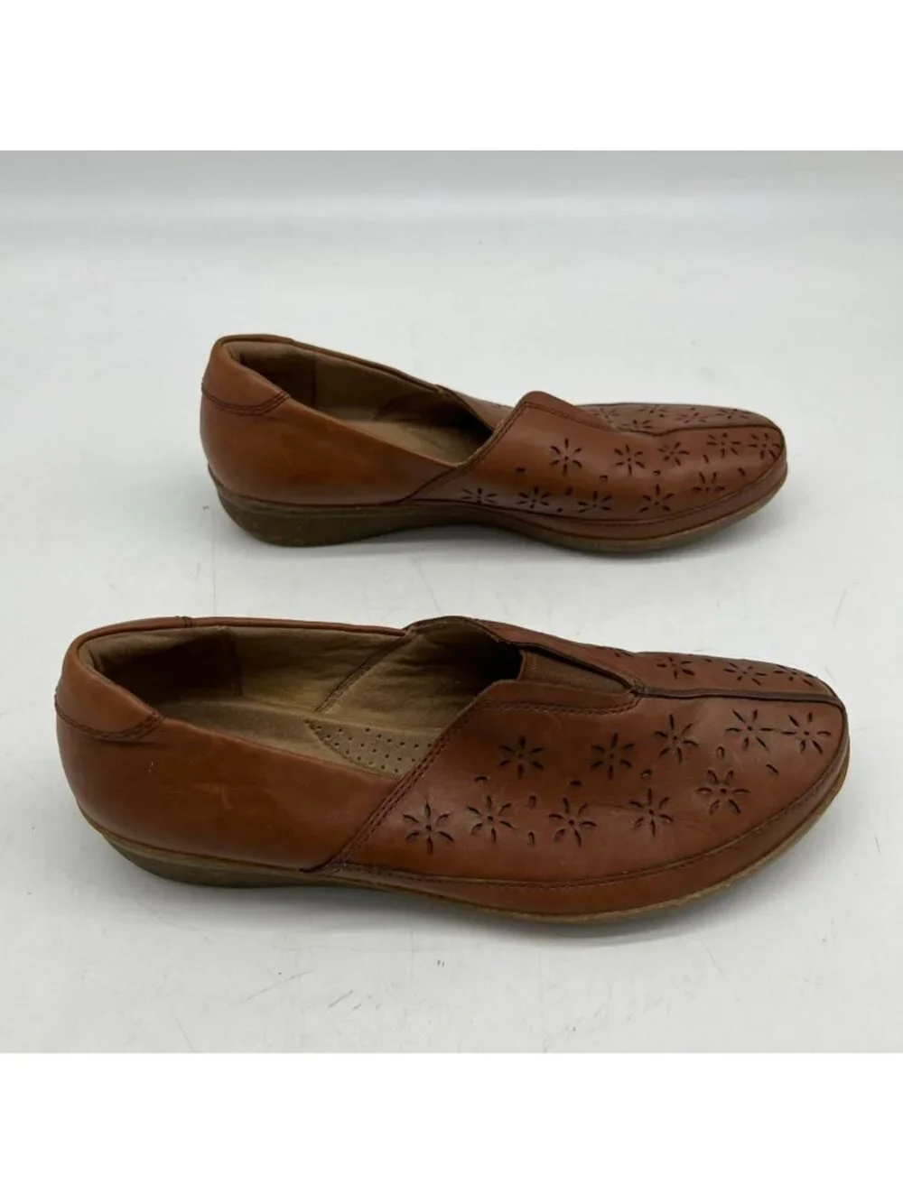 Clarks Collection Womens Everlay Dairyn Slip-On Loafer 10M Brown Leather Shoes